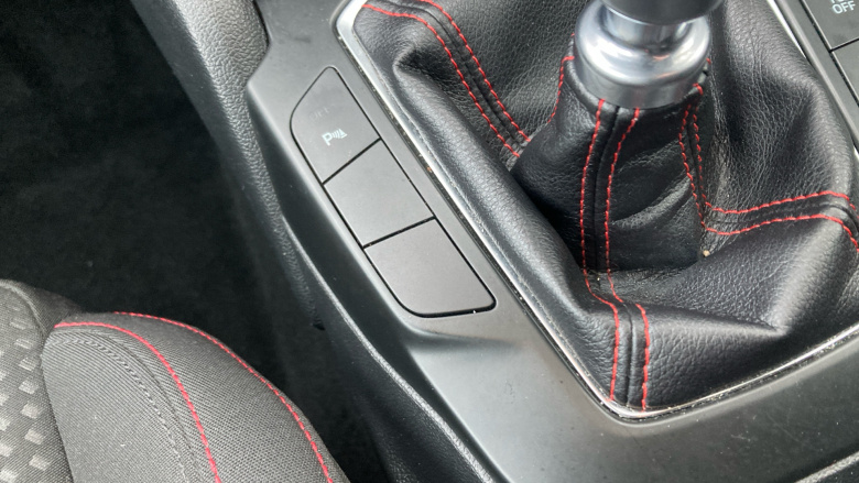 Ford Focus 1.0 EcoBoost Hybrid mHEV 155 ST-Line Edition 5dr Petrol Hatchback